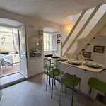 Tower House In A Medieval Village Casa vacanze *